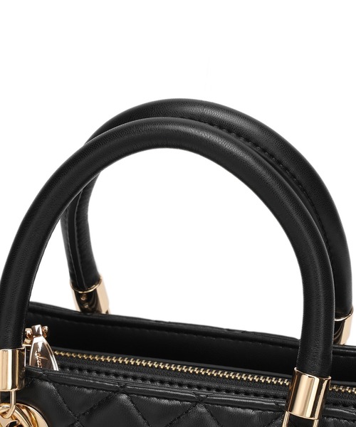 dazzlin(ダズリン)の「【dazzlin/ダズリン】キルティング リボンチャーム付ミニハンドバッグ花柄裏地(ハンドバッグ・レディース・ブラック/ピンク/アイボリー/ミント・FREE)」の15枚目の写真