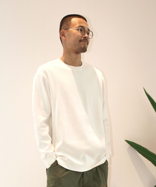 J.PRESS YORK STREET(ジェイプレスヨークストリート)の「【UNISEX】ハニカムワッフル Tシャツ(Tシャツ/カットソー・メンズ・ブラック系/ライトグレー系/ホワイト系・SMALL/LARGE/MEDIUM)」の1枚目の写真