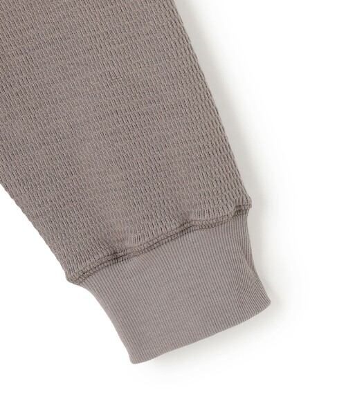 J.PRESS YORK STREET(ジェイプレスヨークストリート)の「【UNISEX】ハニカムワッフル Tシャツ(Tシャツ/カットソー・メンズ・ブラック系/ライトグレー系/ホワイト系・SMALL/LARGE/MEDIUM)」の8枚目の写真