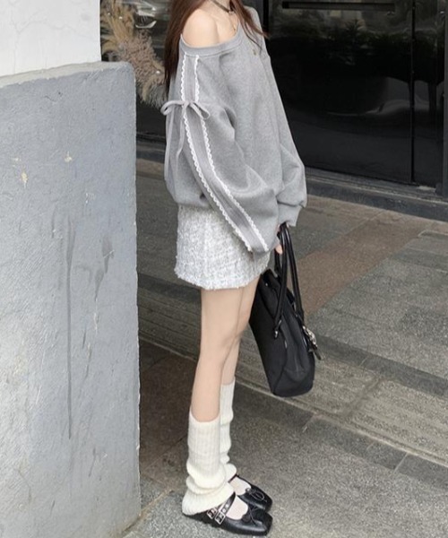 SHEPP(シープ)の「サイドライン レース リボン オフショル スウェット(スウェット・レディース・ネイビー/グレー・S/M)」の14枚目の写真