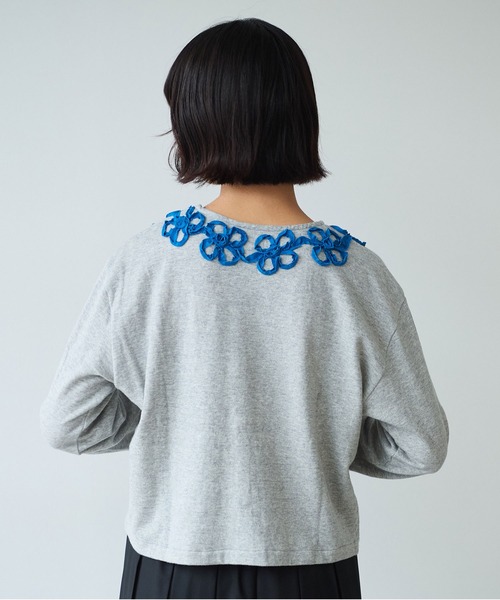 bulle de savon（ビュルデサボン）の「△くるくるはなテープ刺繍 プルオーバー（Tシャツ/カットソー・レディース・ブラック/グレー・FREE）」の9枚目の写真