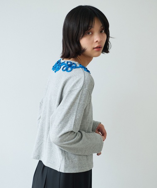 bulle de savon（ビュルデサボン）の「△くるくるはなテープ刺繍 プルオーバー（Tシャツ/カットソー・レディース・ブラック/グレー・FREE）」の8枚目の写真