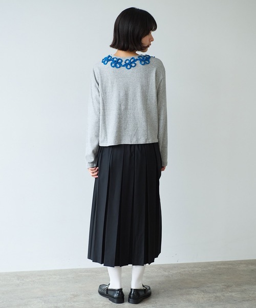 bulle de savon（ビュルデサボン）の「△くるくるはなテープ刺繍 プルオーバー（Tシャツ/カットソー・レディース・ブラック/グレー・FREE）」の19枚目の写真