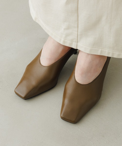 EMOELLE】スクエアレザーパンプス（パンプス）｜ADAM ET ROPE
