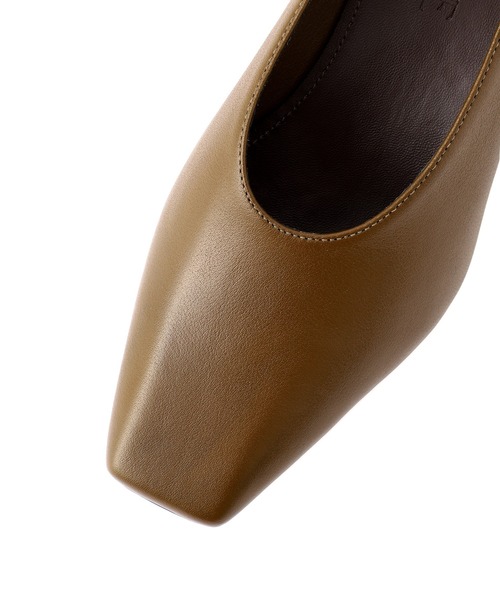 ADAM ET ROPE'(アダムエロペ)の「【EMOELLE】スクエアレザーパンプス(パンプス・レディース・ブラック/ブラウン・23/23.5/24/24.5)」の12枚目の写真
