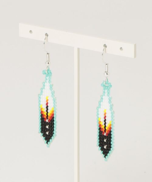 Indian Jewelry（インディアンジュエリー）の「INDIAN JEWELRY - PIERCE 100（ピアス（両耳用）・メンズ・オレンジ/ターコイズブルー/パープル/スカイブルー/ピンク系その他/マジェンタ・ONE SIZE）」の3枚目の写真