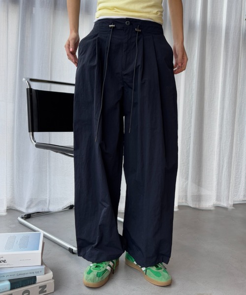 FUULLY STUDIO（フーリィーステューディオ）の「グログランタックワイドパンツ/撥水（その他パンツ・レディース・ベージュ/ネイビー・FREE）」の14枚目の写真