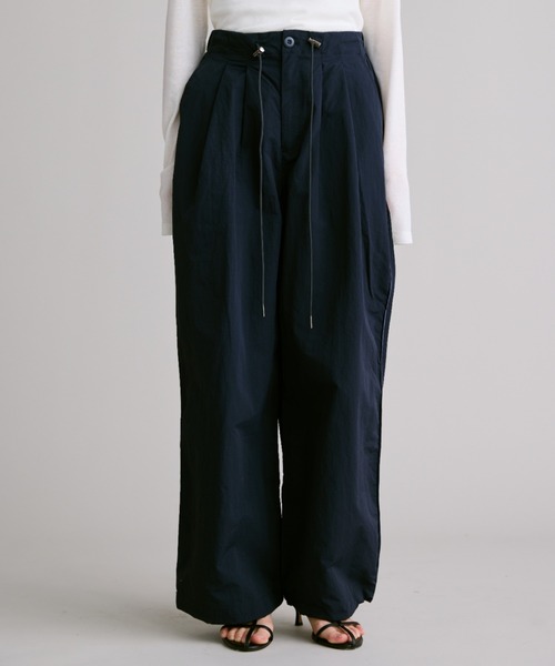 FUULLY STUDIO（フーリィーステューディオ）の「グログランタックワイドパンツ/撥水（その他パンツ・レディース・ベージュ/ネイビー・FREE）」の19枚目の写真