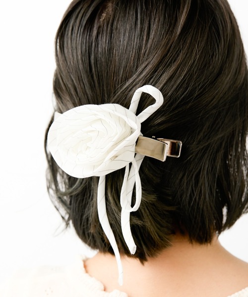 Casselini（キャセリーニ）の「Casselini(キャセリーニ)ストライプローズクリップ（バレッタ/ヘアクリップ・レディース・ホワイト/ブラック/ブルー・FREE）」の4枚目の写真