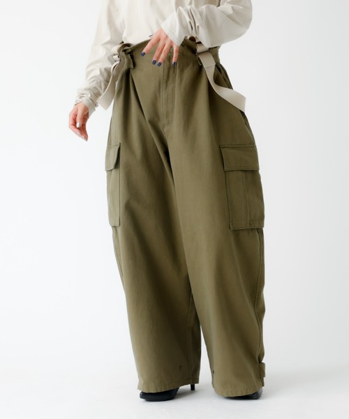 Johnbull(ジョンブル)の「【JOHNBULL/ジョンブル】MIL サロペット/サロペット/オーバーサイズ【WEB限定】(サロペット/オーバーオール・レディース・カーキ/ブラック・フリー)」の7枚目の写真