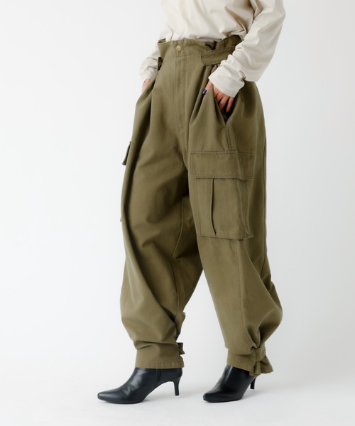 Johnbull(ジョンブル)の「【JOHNBULL/ジョンブル】MIL サロペット/サロペット/オーバーサイズ【WEB限定】(サロペット/オーバーオール・レディース・カーキ/ブラック・フリー)」の10枚目の写真