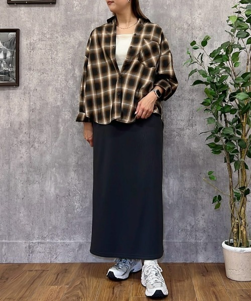 Right-on（ライトオン）の「【HONEYSUCKLE ROSE】２ＷＡＹクロスタンクトップ（タンクトップ・レディース・オフホワイト/ブラウン/ブラック・S/L/M）」の6枚目の写真