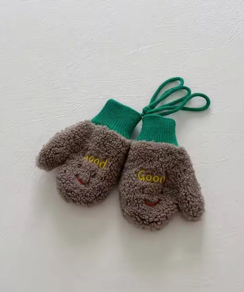 hymy（ヒュミュ）の「【 hymy-ヒュミュ- 】 キッズ ボア 配色 紐付き ミトン手袋 #（手袋・キッズ・ベージュ/ホワイト/ブラウン/ピンク・FREE）」の7枚目の写真