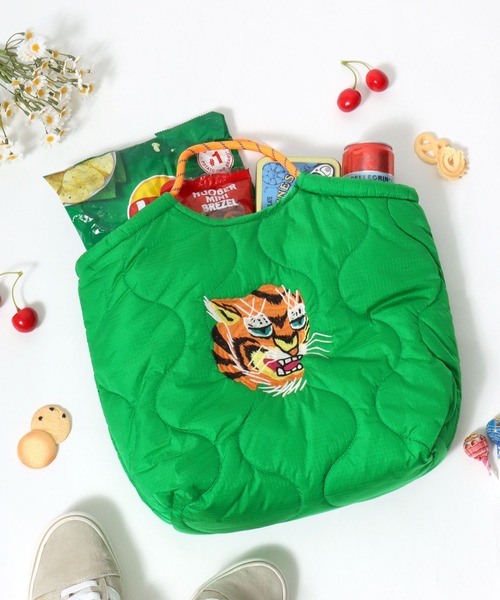 HOUSTON(ヒューストン)の「HOUSTON(ヒューストン)BOA NYLON MARKET BAG/リバーシブル ボア×ナイロンマーケットバッグ(トートバッグ・レディース・ネイビー/グレー/グリーン/マルーン/オリーブ・FREE)」の3枚目の写真