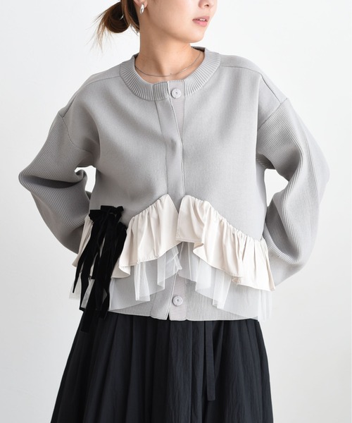 Eimee Law(エイミーロウ)の「ランダムリボンフリルニットカーデ(カーディガン/ボレロ・レディース・グレー/チャコールグレー/ブラック/ブラック系/ブラウン系/グレー系・FREE)」の6枚目の写真