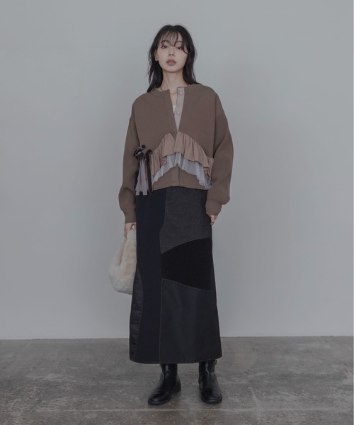 Eimee Law(エイミーロウ)の「ランダムリボンフリルニットカーデ(カーディガン/ボレロ・レディース・グレー/チャコールグレー/ブラック/ブラック系/ブラウン系/グレー系・FREE)」の8枚目の写真