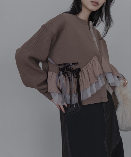 Eimee Law(エイミーロウ)の「ランダムリボンフリルニットカーデ(カーディガン/ボレロ・レディース・グレー/チャコールグレー/ブラック/ブラック系/ブラウン系/グレー系・FREE)」の15枚目の写真