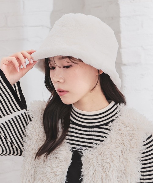 Honeys（ハニーズ）の「エコファーバケットハット（ハット・レディース・ベージュ系その他/グレー系その他/アイボリー/ブラック・FREE）」の10枚目の写真