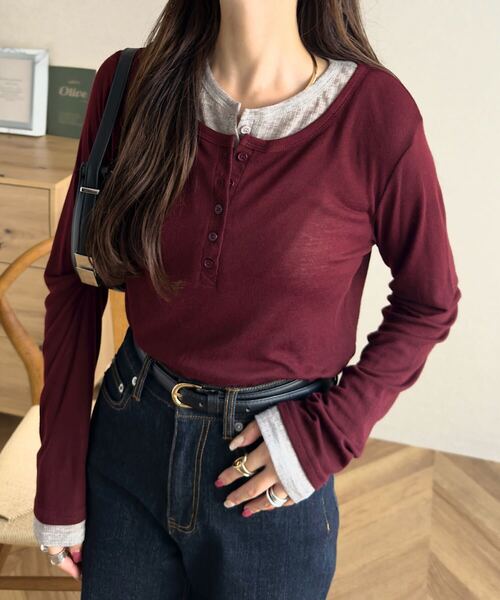 KOBE LETTUCE（コウベレタス）の「レイヤード風ヘンリーネックシアートップス（Tシャツ/カットソー・レディース・ブラウン/ワイン/チャコール/ネイビー・M）」の4枚目の写真