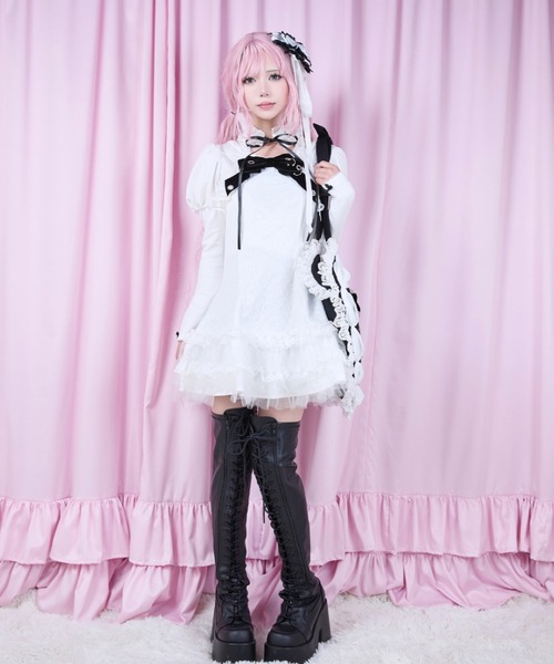 Lace & frill cape one piece（ワンピース）｜AVENCHUMU