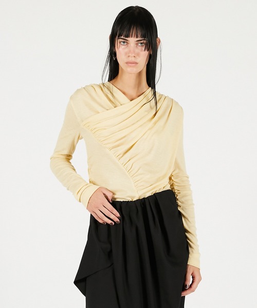 PRANK PROJECT（プランクプロジェクト）の「ドレープクロストップス / Drape Cross-Over Top（その他トップス・レディース・イエロー/チャコールグレー・FREE）」の4枚目の写真