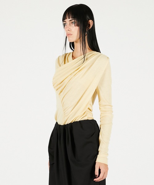 PRANK PROJECT（プランクプロジェクト）の「ドレープクロストップス / Drape Cross-Over Top（その他トップス・レディース・イエロー/チャコールグレー・FREE）」の8枚目の写真