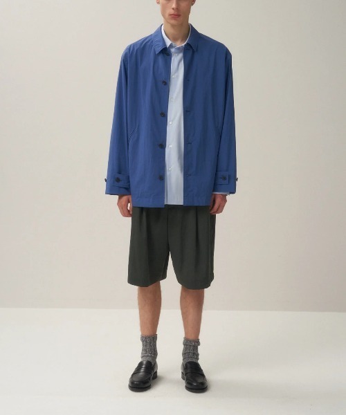 ATON（エイトン）の「ATON TRAVEL NYLON COVERALL JKAGGM0200（ナイロンジャケット・メンズ・ブルー・LARGE）」の2枚目の写真