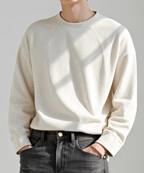 BENUSTA(ベヌスタ)の「A'GEM/9 × .kom 『BENUSTA /ベヌスタ』RAGLAN BASIC SWEAT/ラグランベーシックスウェット(スウェット・メンズ・ブラック/ベージュ/グレー・XL)」の8枚目の写真