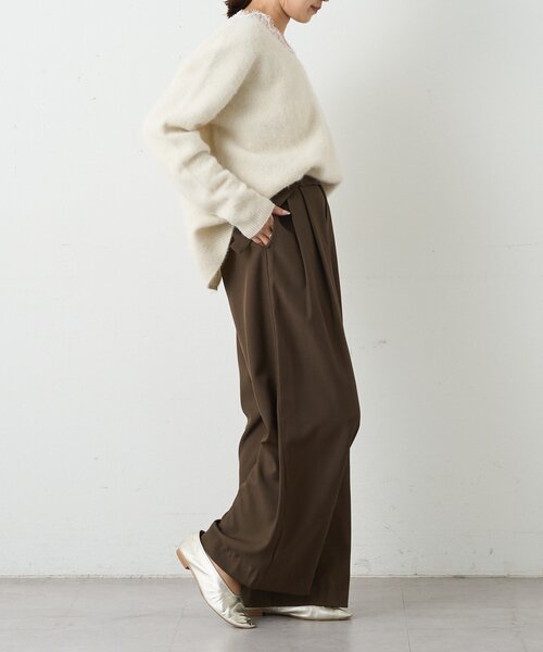 SHENERY（シーナリー）の「レースＶネックウールニット（ニット/セーター・レディース・ブラック/オフホワイト/グレー・FREE）」の8枚目の写真