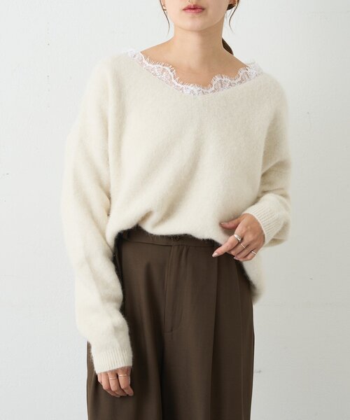 SHENERY（シーナリー）の「レースＶネックウールニット（ニット/セーター・レディース・ブラック/オフホワイト/グレー・FREE）」の9枚目の写真