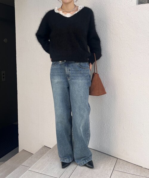 SHENERY（シーナリー）の「レースＶネックウールニット（ニット/セーター・レディース・ブラック/オフホワイト/グレー・FREE）」の14枚目の写真