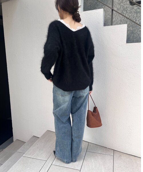 SHENERY（シーナリー）の「レースＶネックウールニット（ニット/セーター・レディース・ブラック/オフホワイト/グレー・FREE）」の15枚目の写真