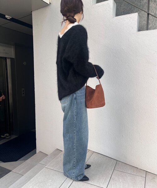 SHENERY（シーナリー）の「レースＶネックウールニット（ニット/セーター・レディース・ブラック/オフホワイト/グレー・FREE）」の17枚目の写真