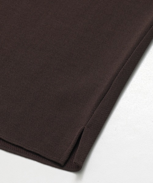 UNITED TOKYO（ユナイテッドトウキョウ）の「完売目前【WEB限定】SILVER WOOL MOCK NECK KNIT　｜大人気/保温/毛玉防止/洗える/ 静電気防止/抗菌防臭/冬服/オフィスカジュアル/通勤/インナー/ハイネック/モックネック（ニット/セーター・メンズ・ライトグレー/ダークグレー/ブラック/グレイッシュベージュ/オフホワイト・1/2/3）」の11枚目の写真