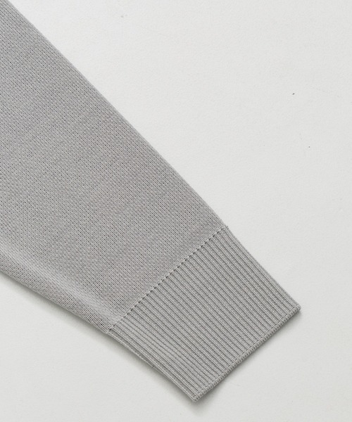 UNITED TOKYO（ユナイテッドトウキョウ）の「完売目前【WEB限定】SILVER WOOL MOCK NECK KNIT　｜大人気/保温/毛玉防止/洗える/ 静電気防止/抗菌防臭/冬服/オフィスカジュアル/通勤/インナー/ハイネック/モックネック（ニット/セーター・メンズ・ライトグレー/ダークグレー/ブラック/グレイッシュベージュ/オフホワイト・1/2/3）」の21枚目の写真