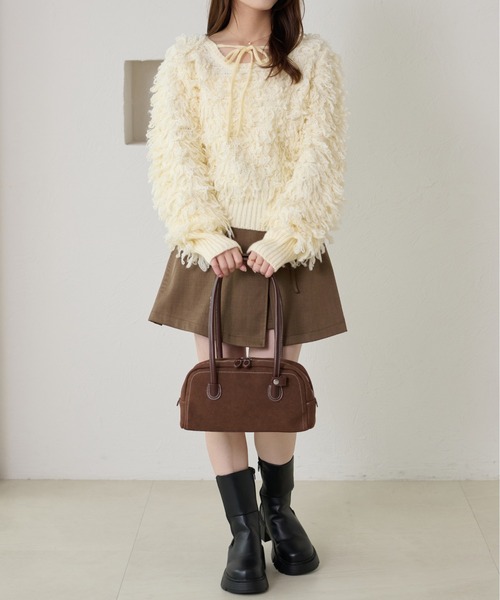 apres jour clair（アプレジュールクレア）の「【apres jour clair】フェイクスエードスクエアボストンバッグ（ハンドバッグ・レディース・ブラック/ブラウン系その他・FREE）」の5枚目の写真