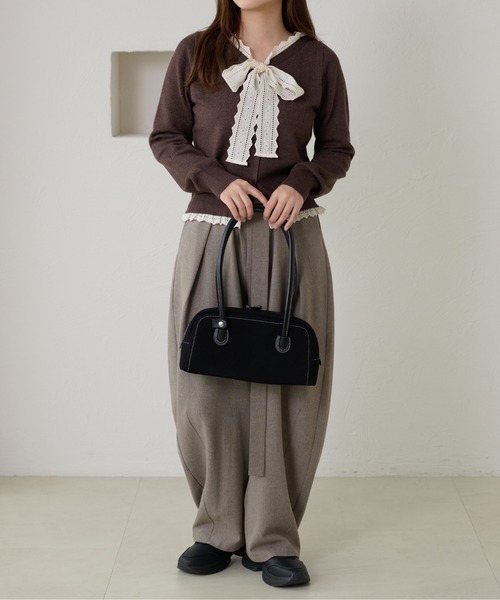 apres jour clair（アプレジュールクレア）の「【apres jour clair】フェイクスエードスクエアボストンバッグ（ハンドバッグ・レディース・ブラック/ブラウン系その他・FREE）」の7枚目の写真