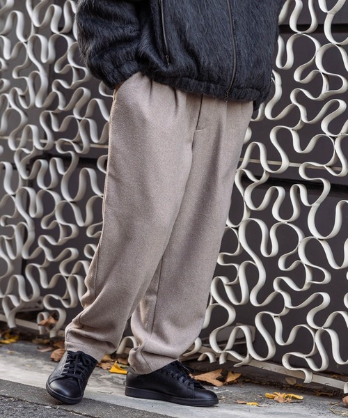 ツータックテーパードパンツ（スラックス）｜niko and（ニコアンド