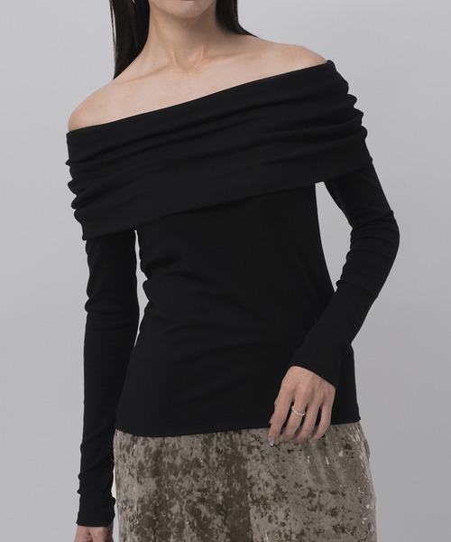 OUR WACOAL（アワワコール）の「カップ付きオフショルダー（Tシャツ/カットソー・レディース・レッド/ブラウン/アイボリー/ブラック・L/M）」の20枚目の写真