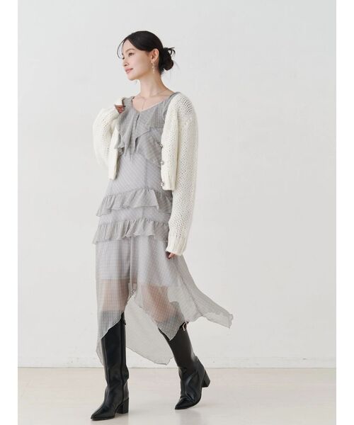 MERCURYDUO（マーキュリーデュオ）の「ラッフルイレヘムロングワンピース（ワンピース・レディース・ブラウン/ブラック/グレー・MEDIUM/SMALL）」の13枚目の写真