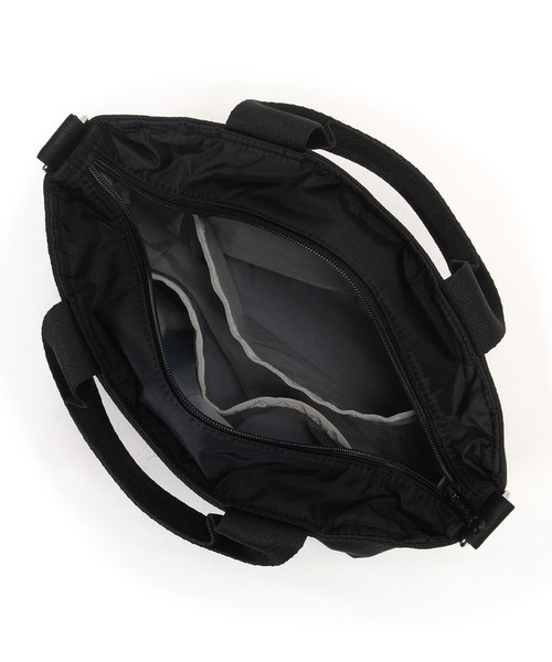 LeSportsac（レスポートサック）の「SMALL BUCKET TOTE リサイクルドブラックJP（トートバッグ・レディース・ブラック・FREE）」の9枚目の写真