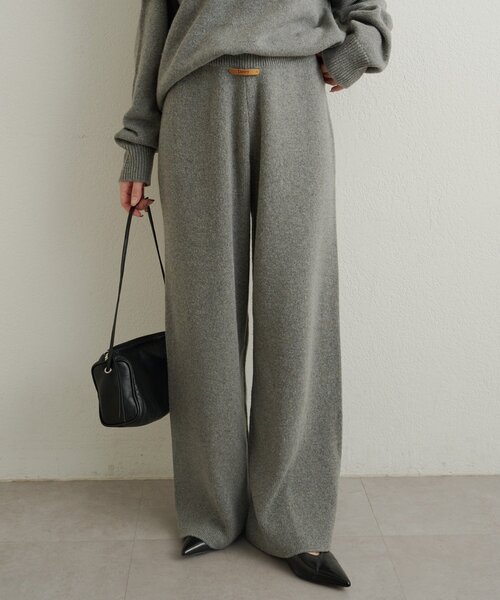 Omekashi(オメカシ)の「ニットパンツ(その他パンツ・レディース・グレー/ブラウン・36/38)」の1枚目の写真