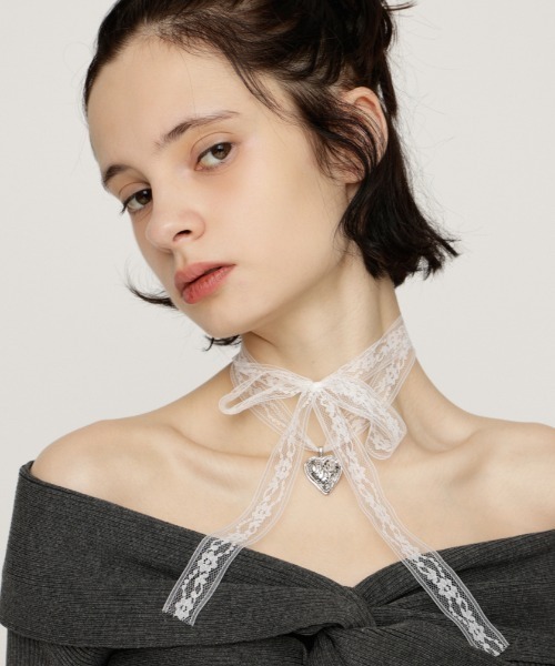 SLY（スライ）の「HEART MOTIF LACE CHOKER ハートモチーフ レース チョーカー（チョーカー・レディース・ブラック/ホワイト・FREE）」の7枚目の写真