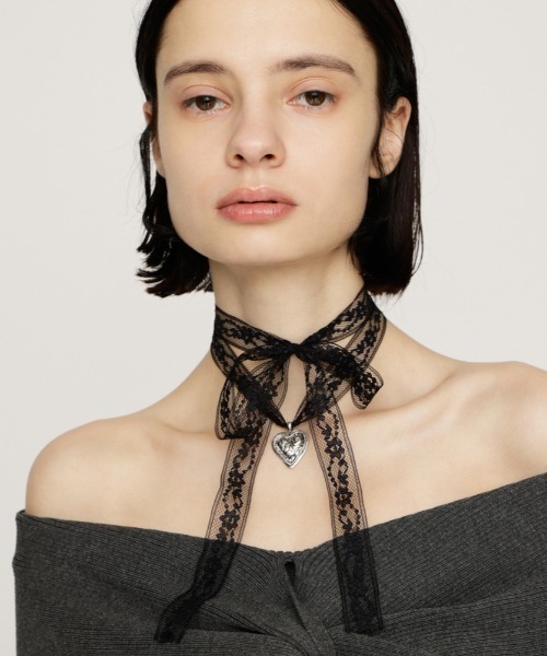 SLY（スライ）の「HEART MOTIF LACE CHOKER ハートモチーフ レース チョーカー（チョーカー・レディース・ブラック/ホワイト・FREE）」の12枚目の写真