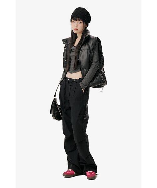 NICK&NICOLE(ニックアンドニコール)の「LEATHER LOGO PADDING VEST_BLACK(ベスト・レディース・その他・FREE)」の12枚目の写真