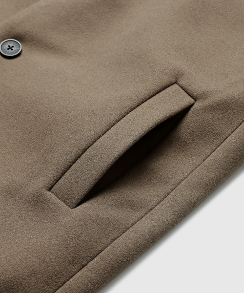 LEMAIN SECOND（リメインセカンド）の「WOOL BLEND OVERFIT SINGLE COAT [BEIGE]（チェスターコート・メンズ・その他・LARGE/X-LARGE/MEDIUM）」の8枚目の写真