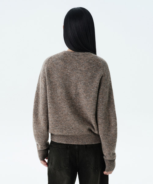 MUSINSA STANDARD WOMAN(ムシンサスタンダードウーマン)の「レディースマルチメランジクルーネックニット【モカブラウン】(ニット/セーター・レディース・その他・SMALL/MEDIUM/LARGE/X-SMALL)」の3枚目の写真