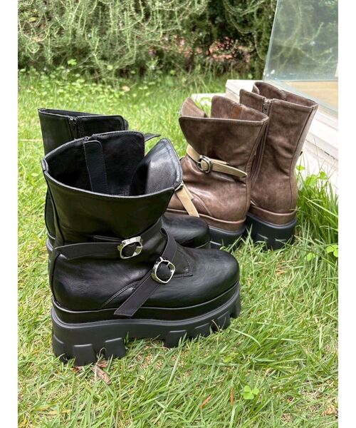 EVRIS（エヴリス）の「ダブルベルトバックルデザインワークブーツ（ブーツ・レディース・ブラック/ブラウン・SMALL/MEDIUM/LARGE）」の14枚目の写真