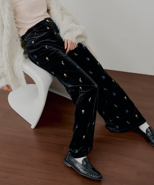 Chico(チコ)の「【SALON by Chico/セットアップ対応】金釦ベロアスラックスパンツ(その他パンツ・レディース・ブラウン/ブラック/ブラック系その他2/ブラック系その他3・FREE/MEDIUM)」の20枚目の写真