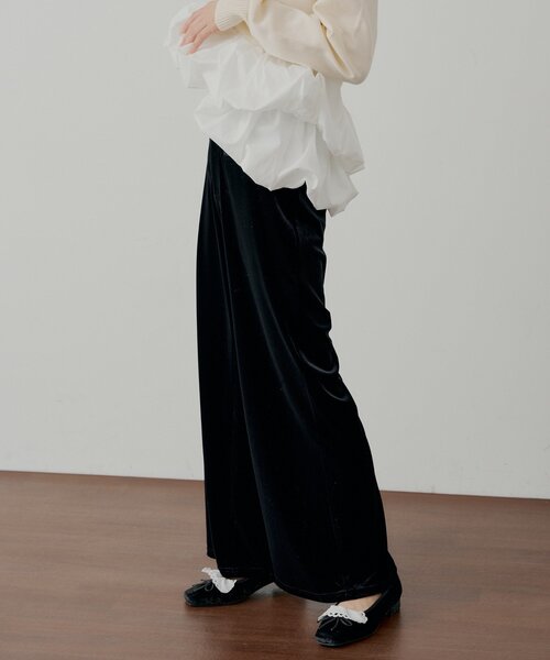 Chico(チコ)の「【SALON by Chico/セットアップ対応】金釦ベロアスラックスパンツ(その他パンツ・レディース・ブラウン/ブラック/ブラック系その他2/ブラック系その他3・FREE/MEDIUM)」の10枚目の写真